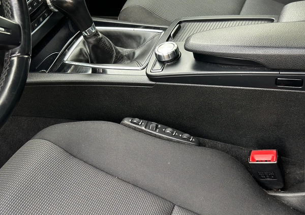 Mercedes-Benz Klasa C cena 39700 przebieg: 240000, rok produkcji 2013 z Chocz małe 497